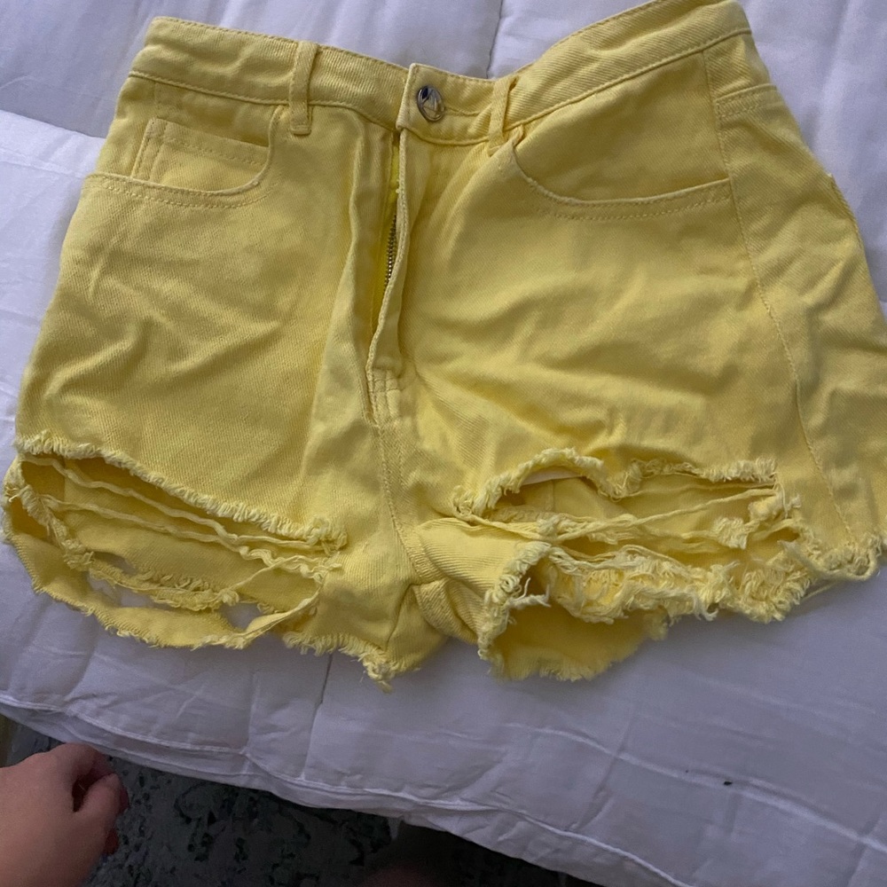 Shorts - Picture 7 of 7